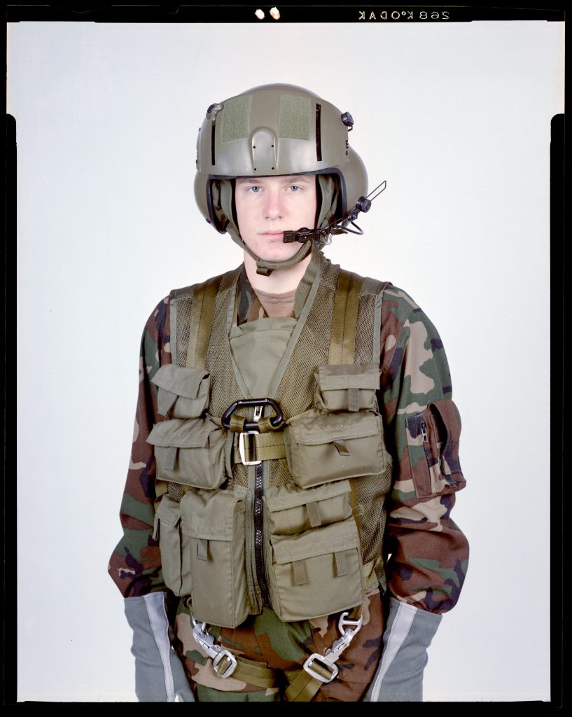 experimental-aircrew-survival-armor-recovery-vest-insert-and-packets-sarvip-1989-gear